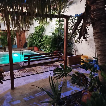 Habitacion Hasta Para 4 Personas Con Aire Acondicionado Y Wifi Bed and breakfast