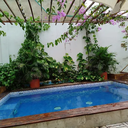Habitacion Hasta Para 4 Personas Con Aire Acondicionado Y Wifi * Cartagena